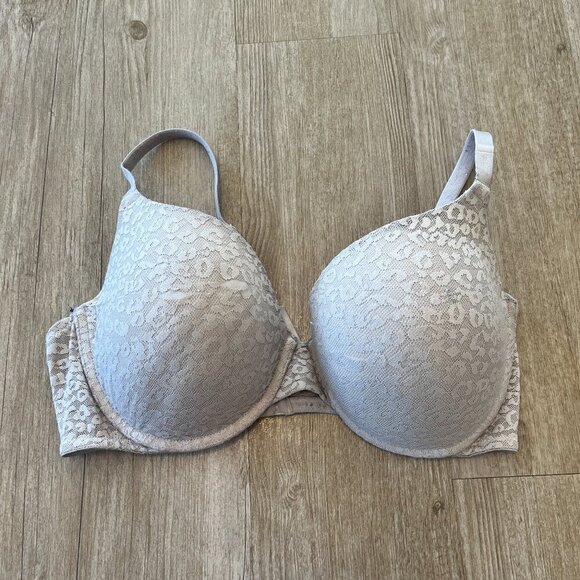 PINK Victoria's Secret Other - Womens PINK Victoria's Secret Silver Bra - 38DD